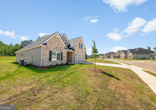 Photo 2 of Single family home for sale at 101 Beaver Creek Wy #246, Lagrange, GA 30241 | MLS# 10671186 | Listing updated on 2026-08-26