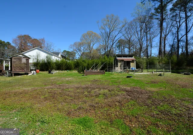 Homes for sale in Stone Mountain, GA | 5304 Pounds Dr N, Stone Mountain, GA 30087 | MLS# 10709127