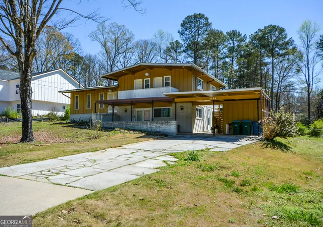 Homes for sale in Stone Mountain, GA | 5304 Pounds Dr N, Stone Mountain, GA 30087 | MLS# 10709127