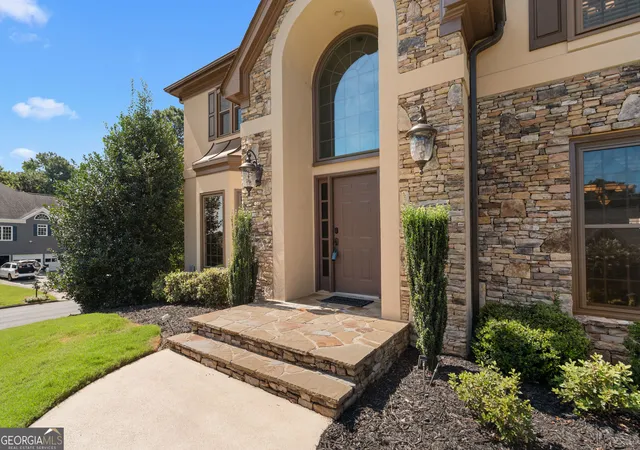 5th image of 10295 Groomsbridge Rd, Johns Creek, GA 30022 | MLS# 10821957