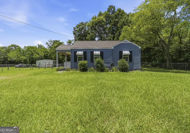 2nd image of 423 Camellia Cir, Warner Robins, GA 31093 | MLS# 10759137