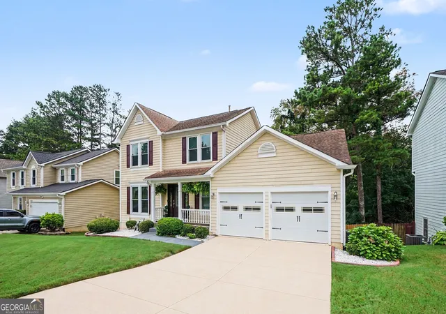 3rd image of 1975 Wynhurst Xing, Stone Mountain, GA 30088 | MLS# 10805681