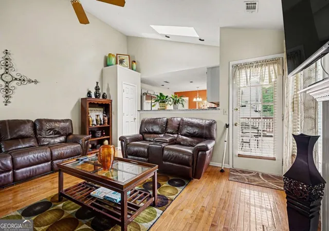5th image of 1975 Wynhurst Xing, Stone Mountain, GA 30088 | MLS# 10805681