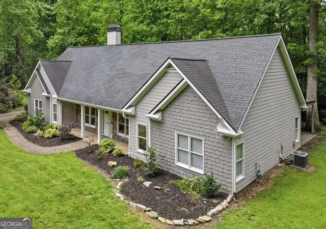 Homes for sale in Sugar Hill, GA | 5369 Secretariat Ln, Sugar Hill, GA 30518 | MLS# 10777923