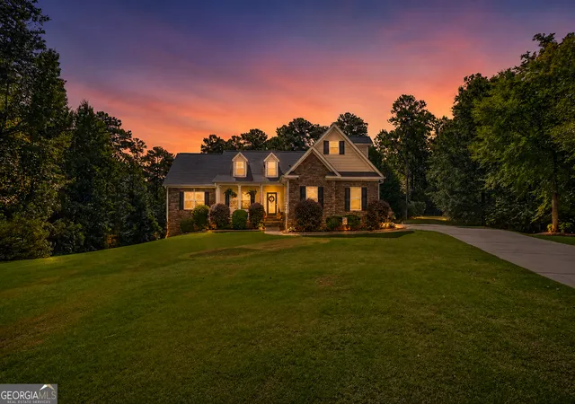 Photo 2 of Single family home for sale at 171 Windsor Ct, Williamson, GA 30292 | MLS# 10830010 | Listing updated on 2026-09-03