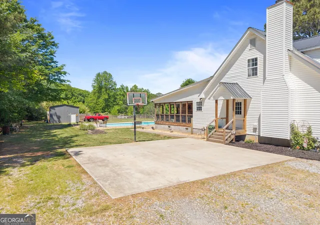 Homes for sale in Lula, GA | 7501 Lula Rd, Lula, GA 30554 | MLS# 10792519