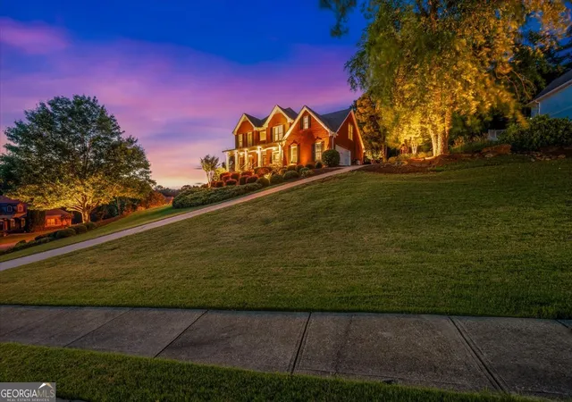 2nd image of 20 Lake Overlook Dr, White, GA 30184 | MLS# 10788397