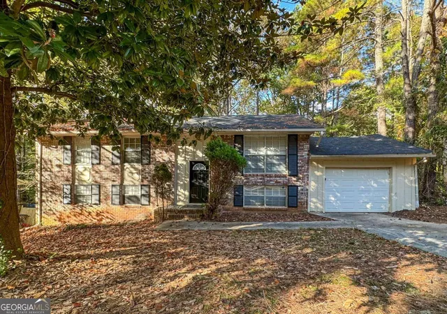 Photo 1 of Multi family home for sale at 4715 Greenbriar Trl Sw, Atlanta, GA 30331 | MLS# 10806801 | Listing updated on 2026-08-28