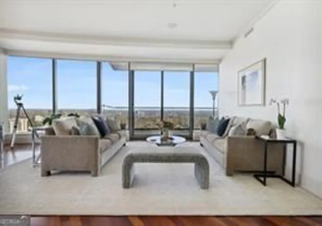Photo 2 of Condo for sale at 3344 Peachtree Rd Ne #3204, Atlanta, GA 30326 | MLS# 10722158 | Listing updated on 2026-08-05