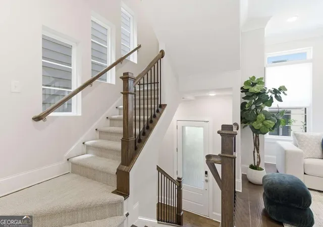 image of 619 Broadview Ter Ne, Atlanta, GA 30324 | MLS# 10779678
