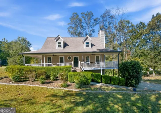Photo 1 of Single family home for sale at 38 Betty Ln, Douglasville, GA 30134 | MLS# 10877488 | Listing updated on 2026-10-25