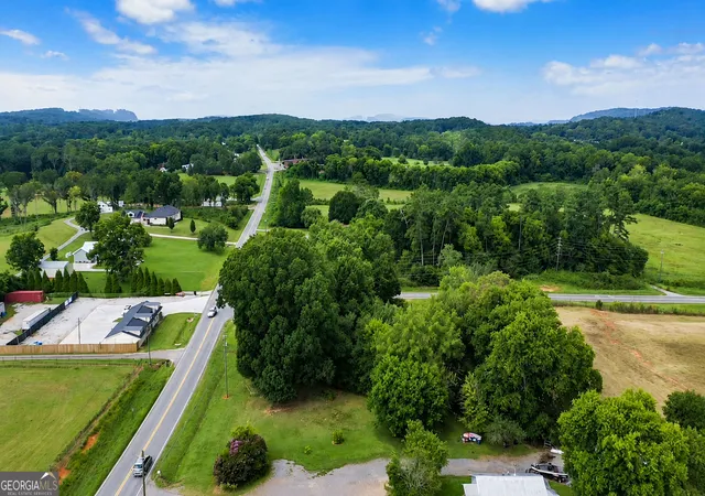 2nd image of 507 Burnt Hickory Rd Se, Cartersville, GA 30120 | MLS# 10831719