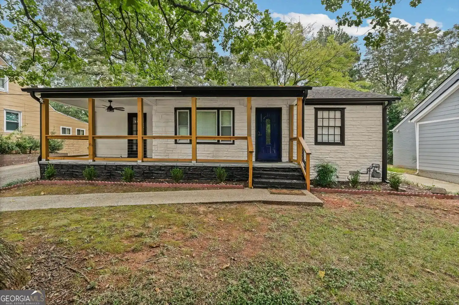 Photo 1 of Single family home for sale at 1810 Sylvan Rd Sw, Atlanta, GA 30310 | MLS# 10869629 | Listing updated on 2026-10-22