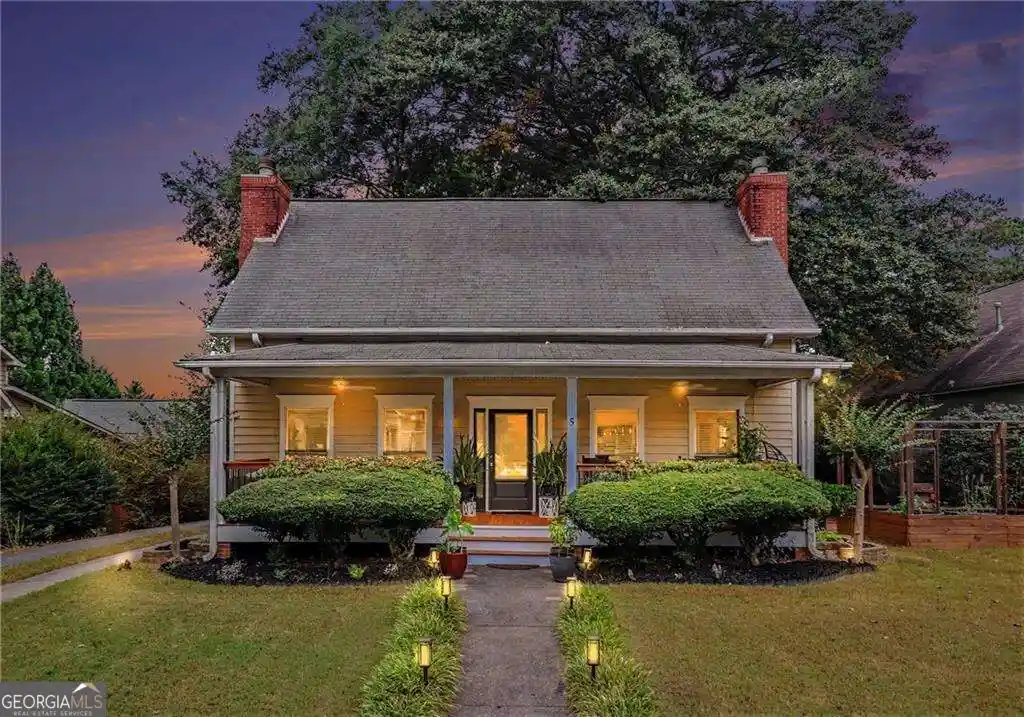 Photo 1 of Single family home for sale at 5 Beauregard Ct, Fayetteville, GA 30215 | MLS# 10867850 | Listing updated on 2026-10-25