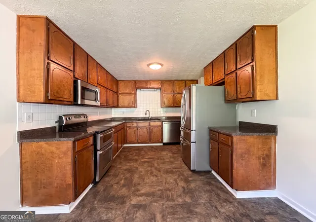 2nd image of 104 Belair Ln, Stockbridge, GA 30281 | MLS# 10778966