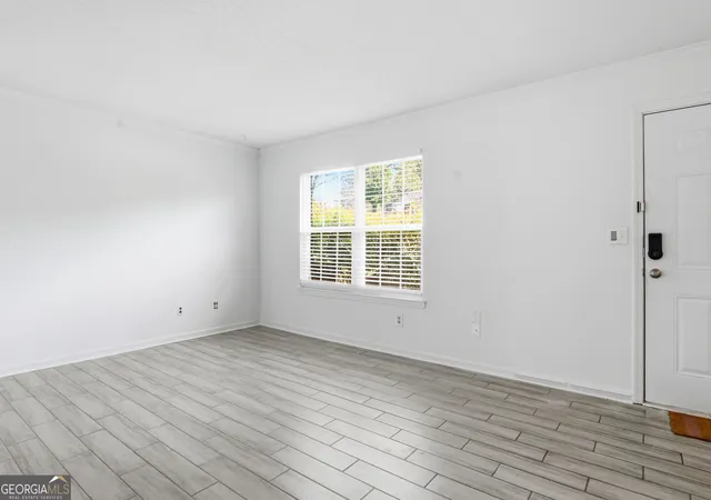 Photo 4 of Condo for sale at 393 Promenade Ct SW, Marietta, GA 30064 | MLS# 10723745 | Listing updated on 2026-05-12