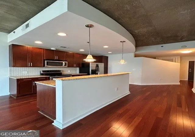Photo 3 of Condo for sale at 855 Peachtree St NE #2208, Atlanta, GA 30308 | MLS# 10773415 | Listing updated on 2026-08-10