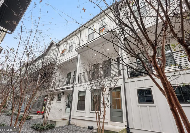 2nd image of 193 Chestnut Cir Ne #38, Atlanta, GA 30342 | MLS# 10830346