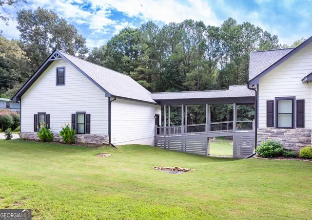 Photo 4 of Single family home for sale at 4973 Yukon Rd, Ellijay, GA 30536 | MLS# 10825654 | Listing updated on 2026-09-28