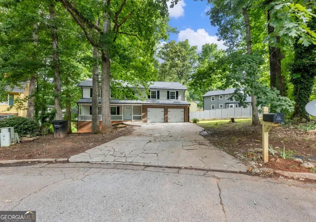 2nd image of 4984 Willow Overlook, Stone Mountain, GA 30088 | MLS# 10790008