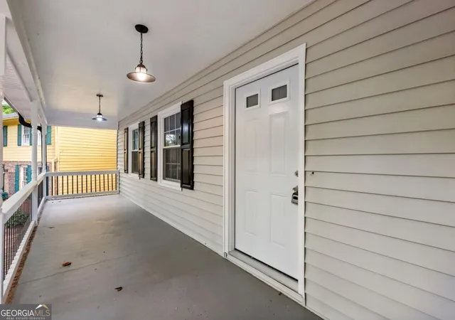 Photo 3 of Single family home for sale at 4984 Willow Overlook, Stone Mountain, GA 30088 | MLS# 10790008 | Listing updated on 2026-10-06
