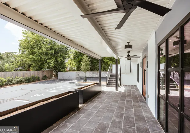 5th image of 1554 Lumpkin St, Athens, GA 30605