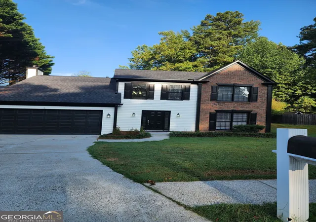 Photo 1 of Single family home for sale at 848 Eagle Creek Ct, Lawrenceville, GA 30044 | MLS# 10834958 | Listing updated on 2026-09-11