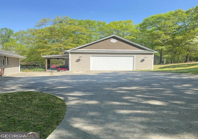 4th image of 848 Still Rd, Lawrenceville, GA 30045 | MLS# 10810037