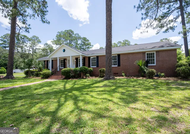 Homes for sale in Waycross, GA | 1304 Hill St, Waycross, GA 31501 | MLS# 10799843
