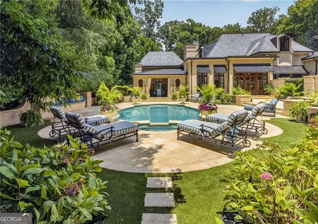 Photo 2 of Single family home for sale at 675 W Paces Fry #14 Rd NW #14, Atlanta, GA 30327 | MLS# 10809059 | Listing updated on 2026-09-09