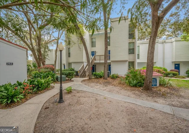 3rd image of 1175 N Beachview Dr, Jekyll Island, GA 31527
