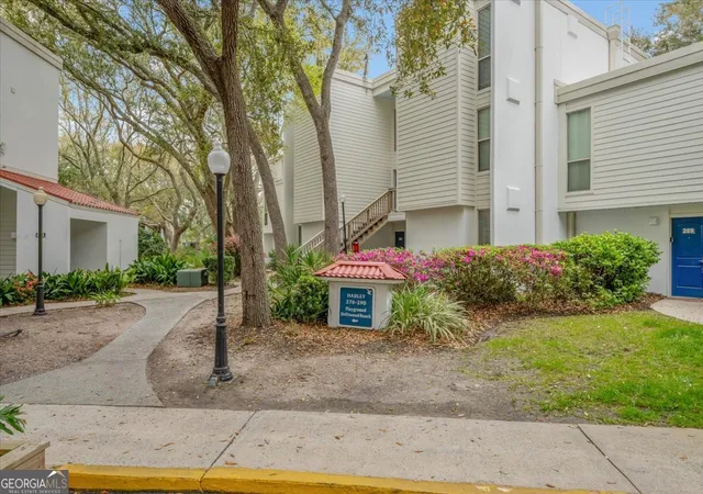 5th image of 1175 N Beachview Dr, Jekyll Island, GA 31527
