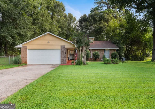Photo 1 of Single family home for sale at 2174 Martin Wy, Jonesboro, GA 30236 | MLS# 10826021 | Listing updated on 2026-09-17