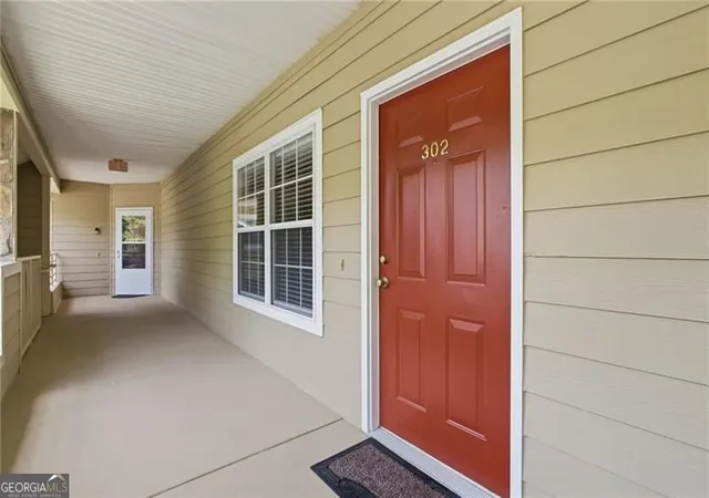 3rd image of 92 Gleneagle Ct, Clayton, GA 30525