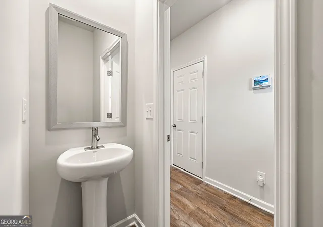 Photo 3 of Townhouse for sale at 5228 Mundy Grove Ln, Gainesville, GA 30504 | MLS# 10807416 | Listing updated on 2026-10-10