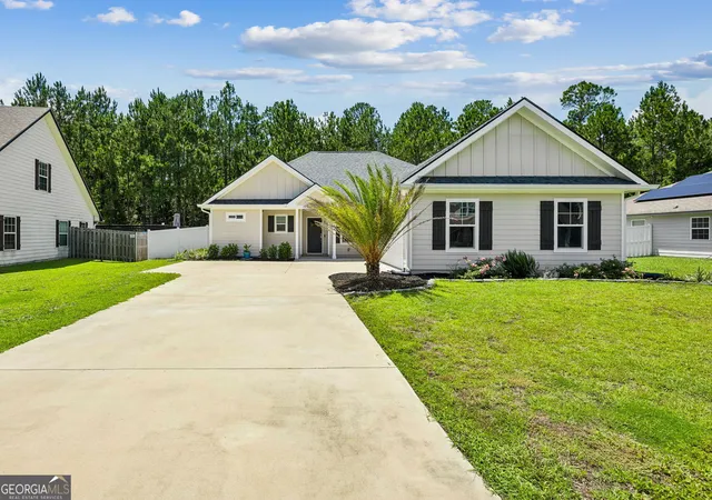 Homes for sale in St. Marys, GA | 611 Victorias Cir, St. Marys, GA 31558 | MLS# 10721931