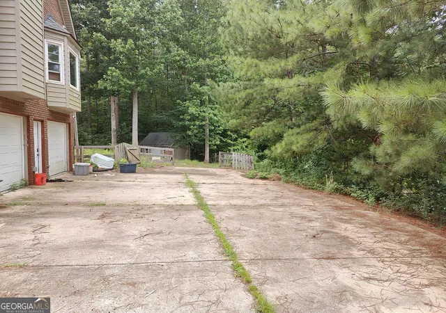 3rd image of 305 Shoals Trl, Dallas, GA 30132 | MLS# 10816330