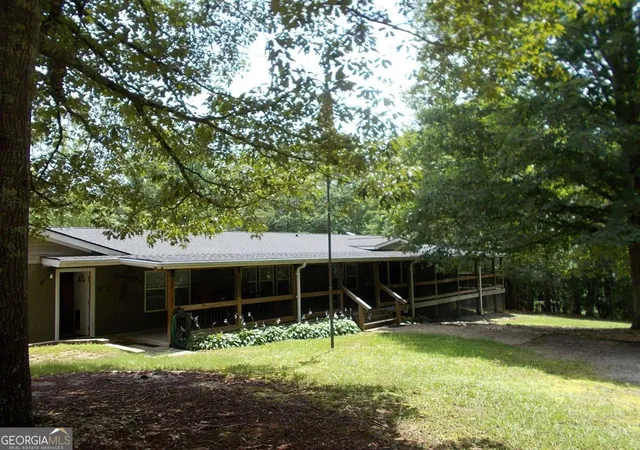2nd image of 416 Old Jones Rd, Whitesburg, GA 30185 | MLS# 10807989