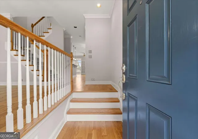 Photo 3 of Sale Pending at 10728 Ellicot Wy, Alpharetta, GA 30022 | MLS# 10815685 | Listing updated on 2026-08-31