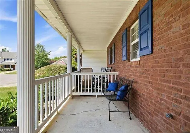 Photo 3 of Townhouse for sale at 330 Cottonwood Creek Cir, Canton, GA 30114 | MLS# 10833150 | Listing updated on 2026-09-08