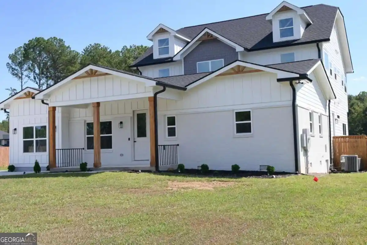 Single family home for sale at 518 Hoke O'kelly Ml Rd SW, Loganville, GA 30052 | MLS# 10856726