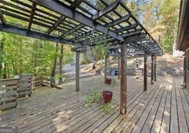 Photo 4 of Single family home for sale at 773 Shorewood Cir, Toccoa, GA 30577 | MLS# 10727494 | Listing updated on 2026-10-10