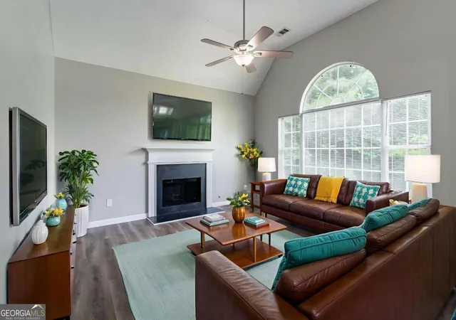 Photo 4 of Single family home for sale at 1404 Lancaster Ct, Mcdonough, GA 30252 | MLS# 10542729 | Listing updated on 2026-08-31