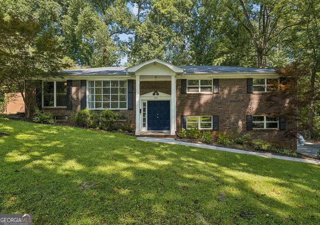 Photo 1 of Sale Pending at 3845 Westmoreland Dr Nw, Kennesaw, GA 30144 | MLS# 10821017 | Listing updated on 2026-09-07