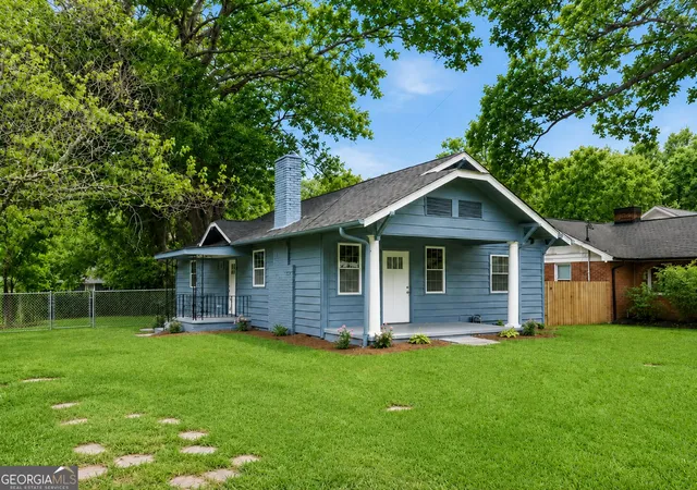 Photo 1 of Single family home for sale at 726 Pearce St Sw, Atlanta, GA 30310 | MLS# 10835112 | Listing updated on 2026-08-29