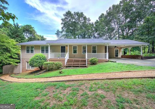 1st image of 43 Blackfoot Trl Sw, Cartersville, GA 30120 | MLS# 10820843