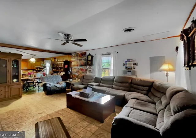 Photo 3 of Single family home for sale at 651 Jackson St, Hartwell, GA 30643 | MLS# 10754558 | Listing updated on 2026-09-15