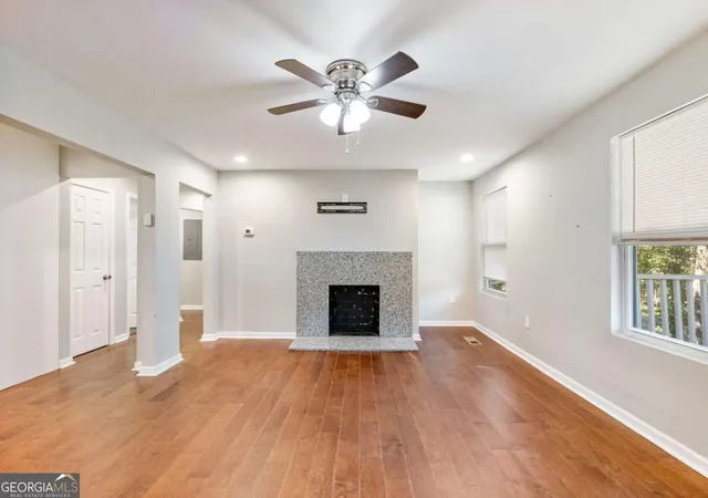 Photo 3 of Sale Pending at 2818 Harlan Dr, Atlanta, GA 30344 | MLS# 10809688 | Listing updated on 2026-09-17