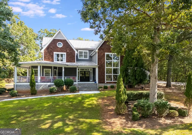 Photo 2 of Single family home for sale at 2620 E Piney Point Dr, Douglasville, GA 30135 | MLS# 10627575 | Listing updated on 2026-09-10