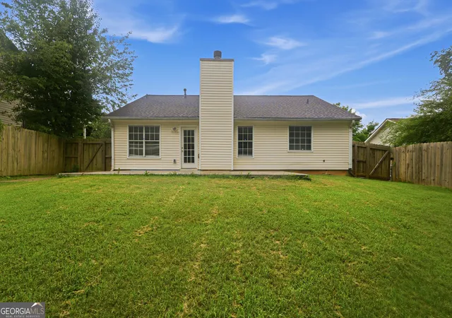Photo 4 of Single family home for sale at 1014 Maple Leaf Rdg, Jonesboro, GA 30238 | MLS# 10782346 | Listing updated on 2026-10-08